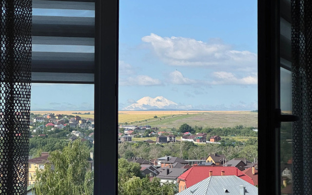 V Zhilom Rayone Berezovy Flat