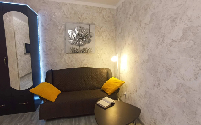 Апартаменты на Липовой Аллее 7