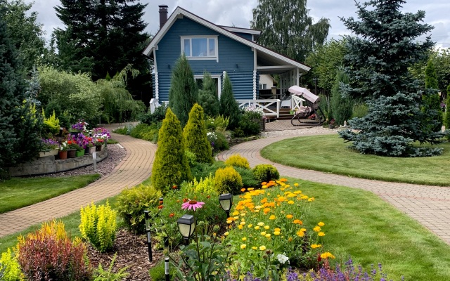 Ryadom s Igoroy Guest House