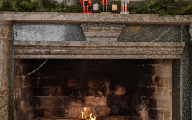 Отель Burki Castle & Cellar