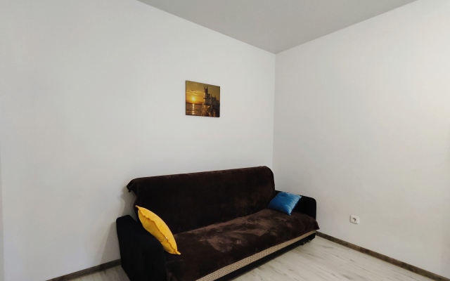 9 Nochey Na Parkhomenko 8 Apartments