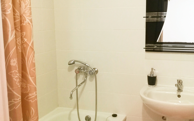 Na Alekseeva s Vidom na Gorod Flat