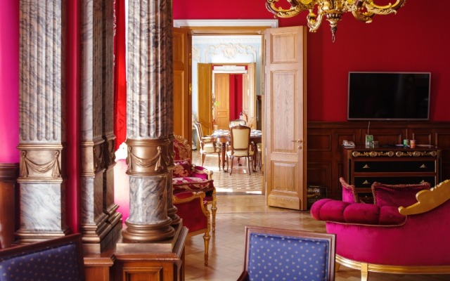 Trezzini Palace Hotel