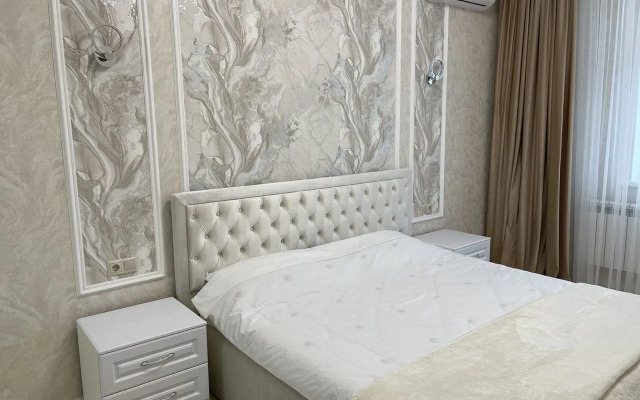 Elitnaya V Tsentre Goroda Flat