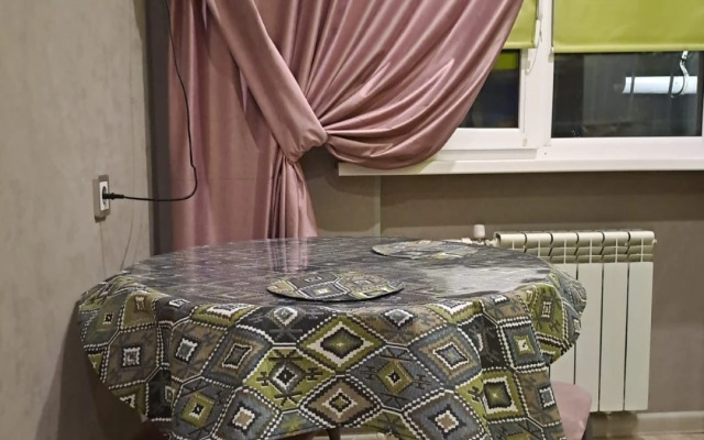Na Ulitse Putevaya 8b Flat