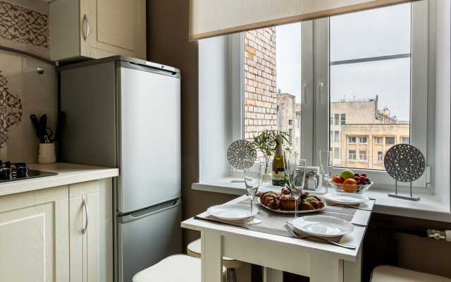 Квартира Двухкомнатная В Гостях у Петербурженки