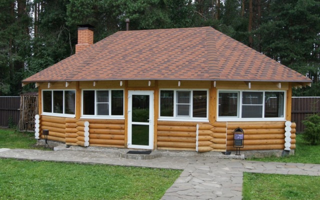 Na Ozere Private House