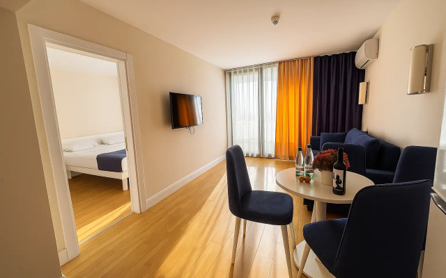 Apart-' VIP SUN BATUMI & ORBI CITY