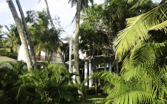 Sea View Tourist Inn