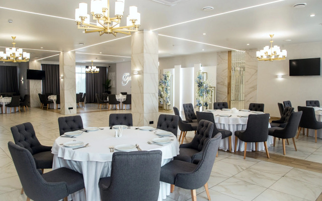 Отель Амакс Сафар