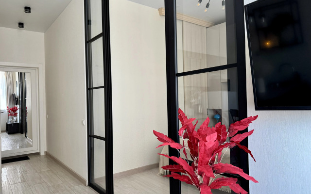 1-k, m. Belomorskaya Flat