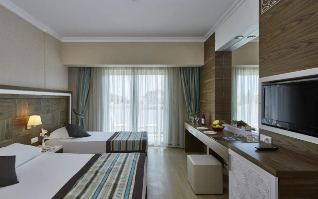 Zeyda Kemer Hotel