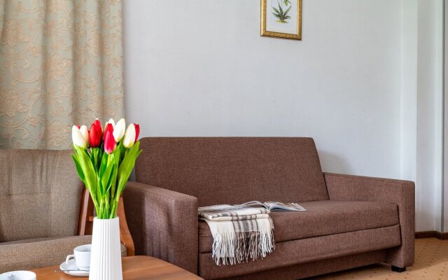 Апартаменты Red Apartments Дельфин Афалина