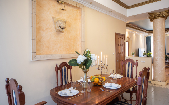 GM in the Historical Center of the Capital Apartments