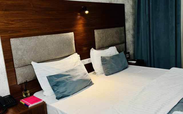 Arda Plaza Hotel