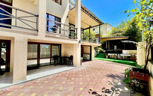 Dom Solntsa Guest house