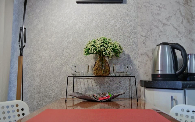 Studiya Na  Naberezhnoy Yeniseya V Krasnoyarske Flat