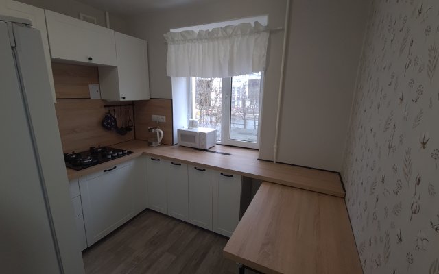 Uyutnye U Berega Morya Apartments