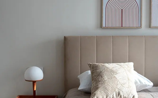 Апартаменты с дизайнерским ремонтом на центральной улице (до 4х гостей)