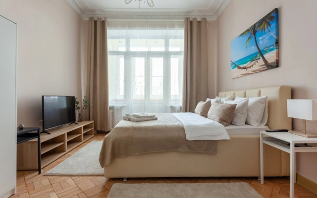 Apartments Standartnye S Dvumya Spalnyami I Balkonom