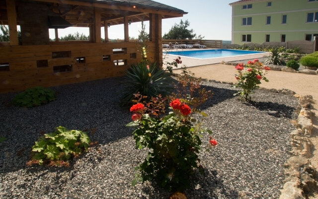 Kaplya Yantarya Guest House