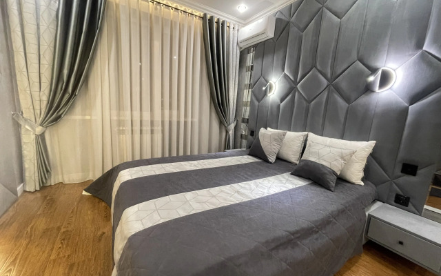 Tukhachevskogo Tsentrovaya (HouseVip26) Flat