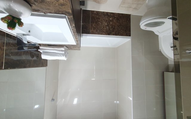Apartamenty 14j etaz s sikarnym vidom na Mecet' Hazret Sultan