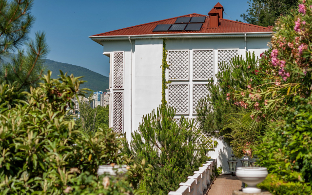 Bon Maison  Boutique Hotel
