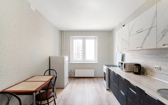 V Novom Dome Flat