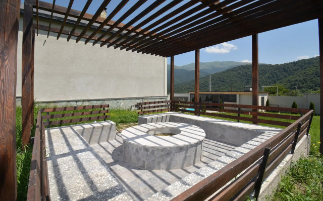Villa Dilijan Aqualin Villa