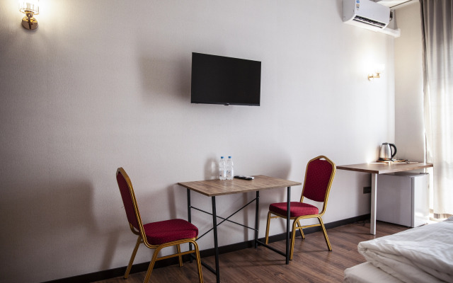 Отель Мона Лиза