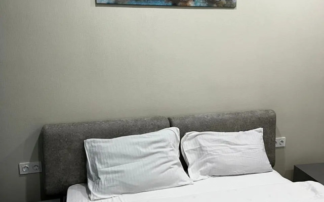 Studiya na Shakhterov 46/1-109-1 Apartments