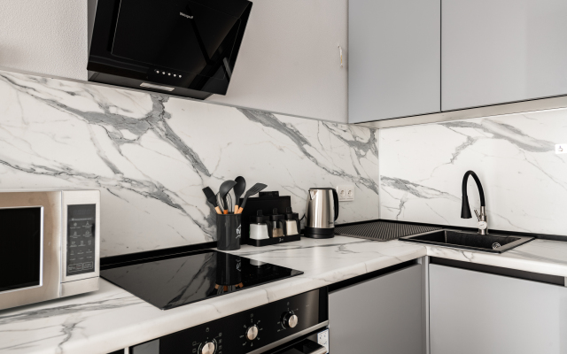 Vidovaya svezhaya odnushka dlya 4 gostey na Maloy Ochakovskoy Flat