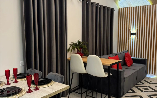 Частный дом у леса