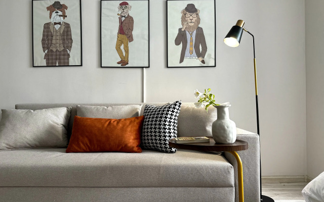 Studiya Dendi s Vidom na Gory Flat
