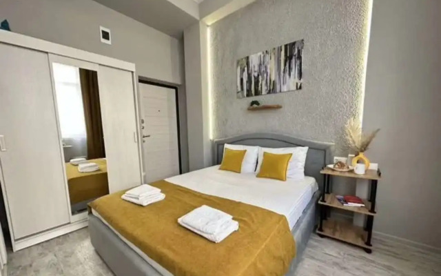 Uyutnaya Studiya v Shagovoy Blizosti k Moryu Flat