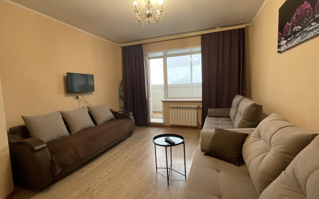 Na Kommunisticheskom Prospekte 5/1 Apartments