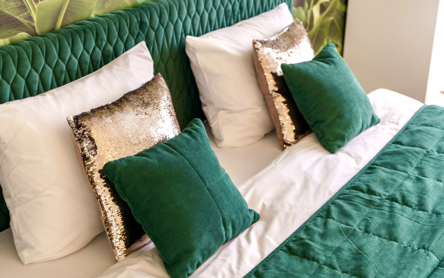 Апартаменты ApartMari Шикарные 4-комнатные апартаменты Лофт в центре