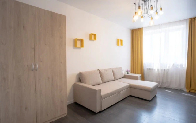 So Stilnym Remontom 1 Apartments