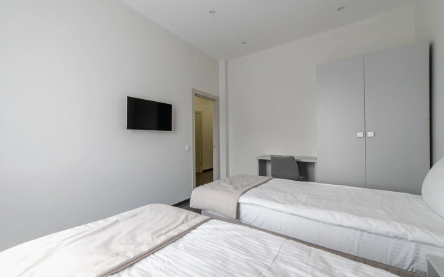 Апартаменты на Коммуны 2