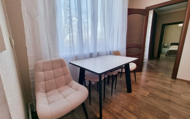 Апартаменты на проспекте Победы 50