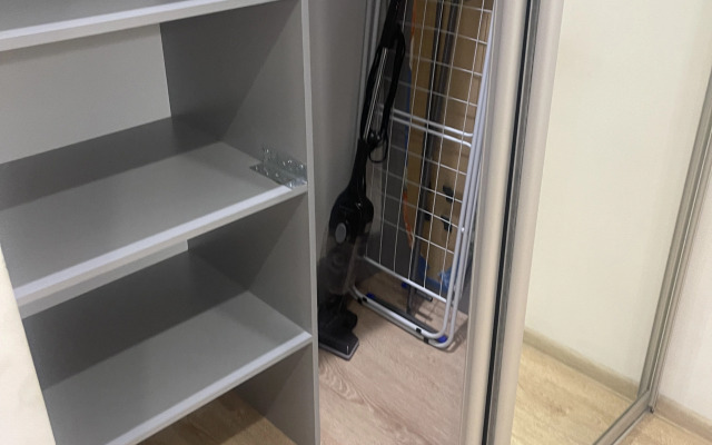V Atmosfernom Tsentre Nemetskoy Derevni Flat