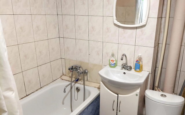 V Otlisthnoy Lokazii Flat