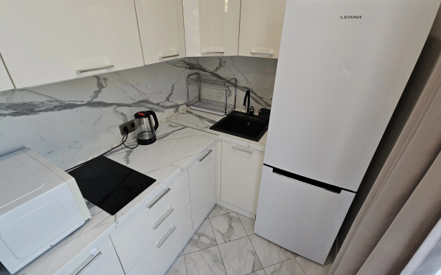 Апартаменты Уютная Студия с Бассейном в GreenPalace