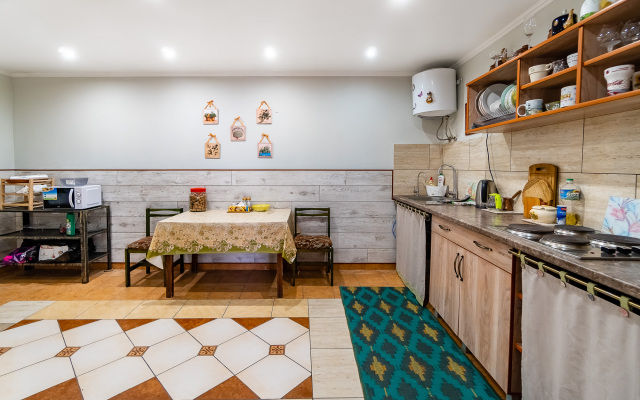 Rahil Guest House
