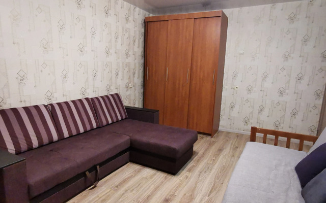 Na Rizhskom Prospekte nedaleko ot Kremlya Flat