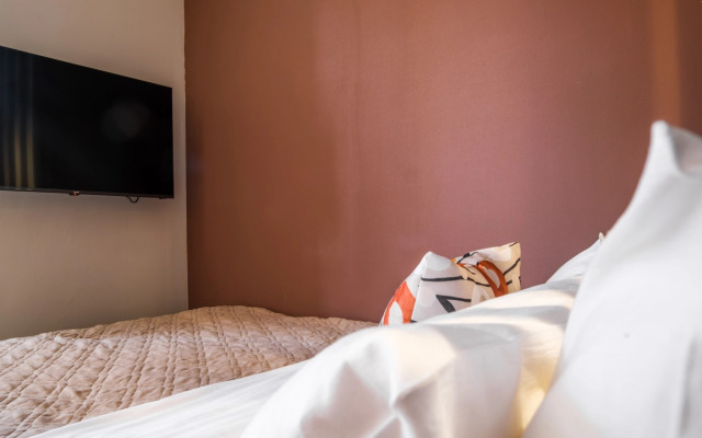 Апартаменты Stepanenkov на Амундсена 5 (1Б)