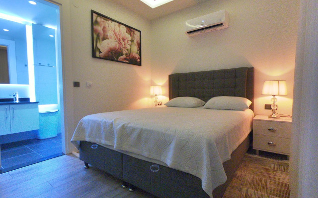 Best Home 26 Cleopatra Legacy No 8 Apartments