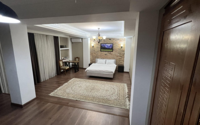 Lite Guest House