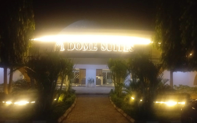 Отель Dome Suites